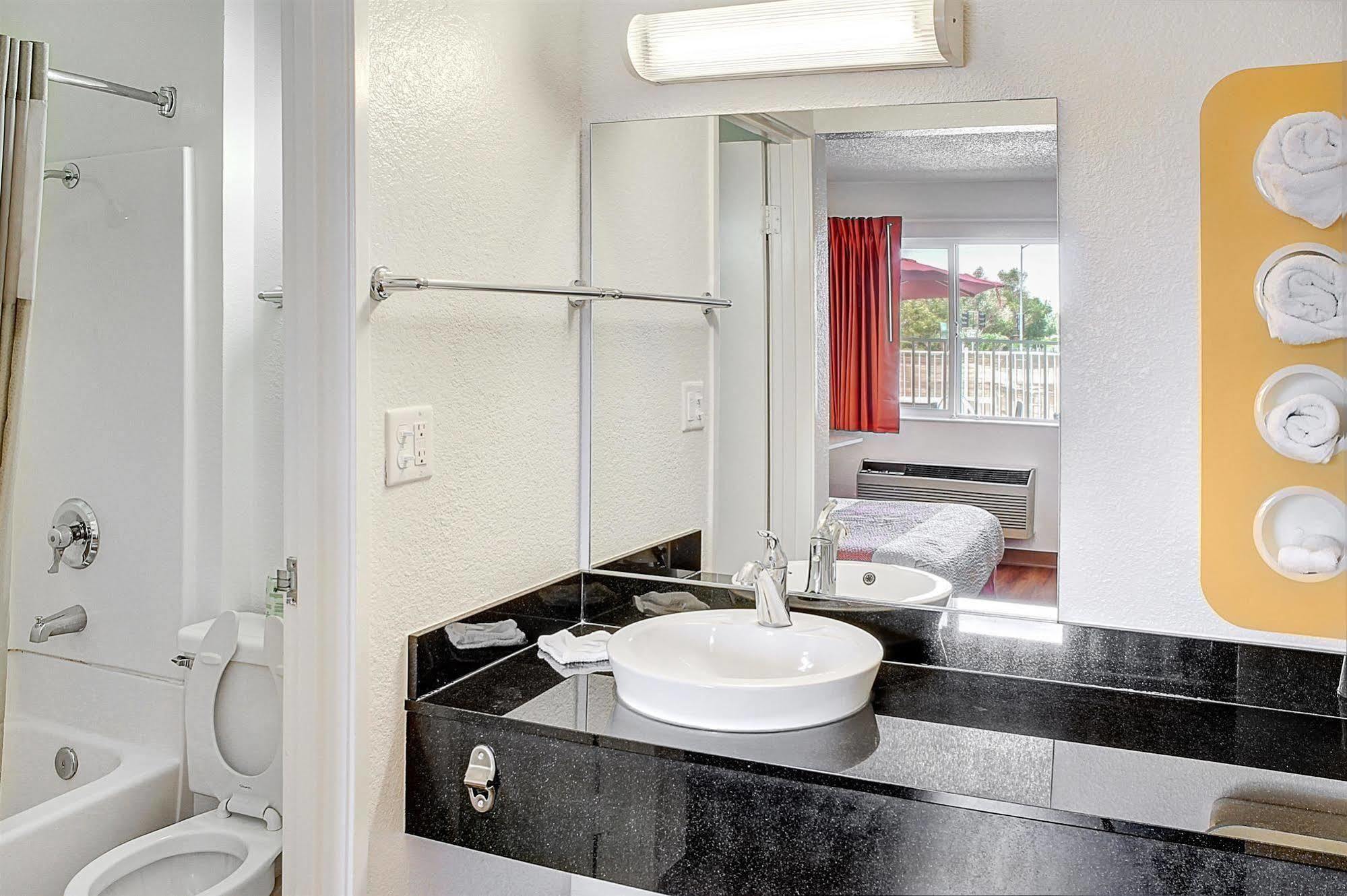 Motel 6-Lancaster, Ca Bagian luar foto